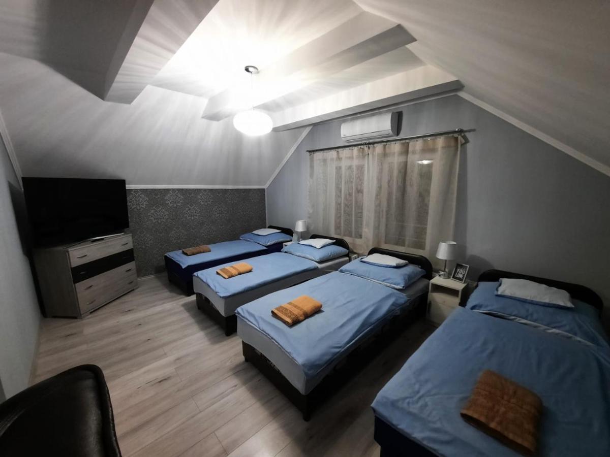 Bed and Breakfast Borostyan Panzio à Debrecen Extérieur photo