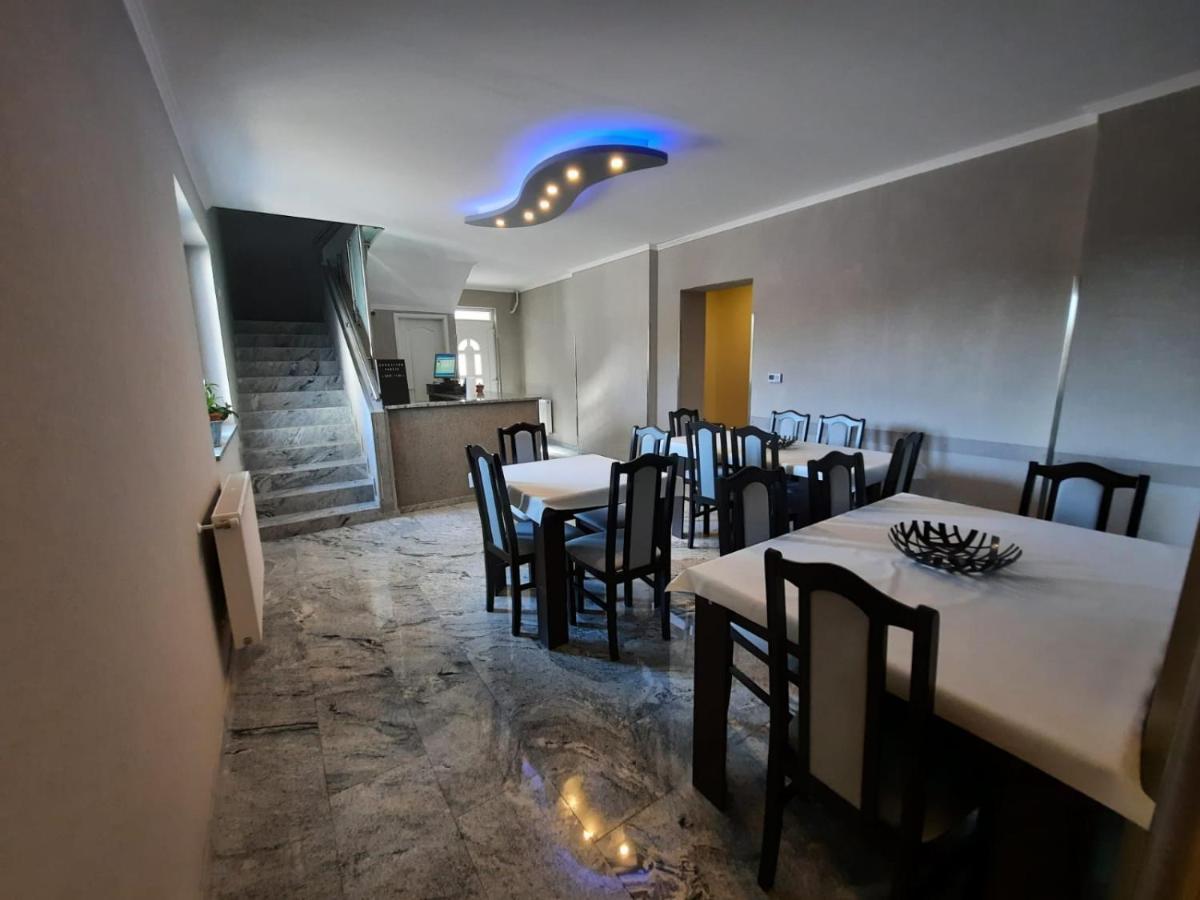 Bed and Breakfast Borostyan Panzio à Debrecen Extérieur photo